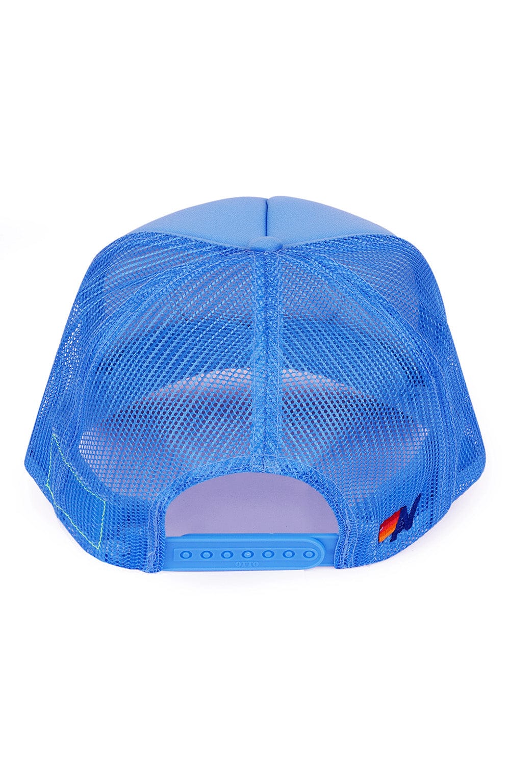 Retro LOVE FREELY - TRUCKER HAT